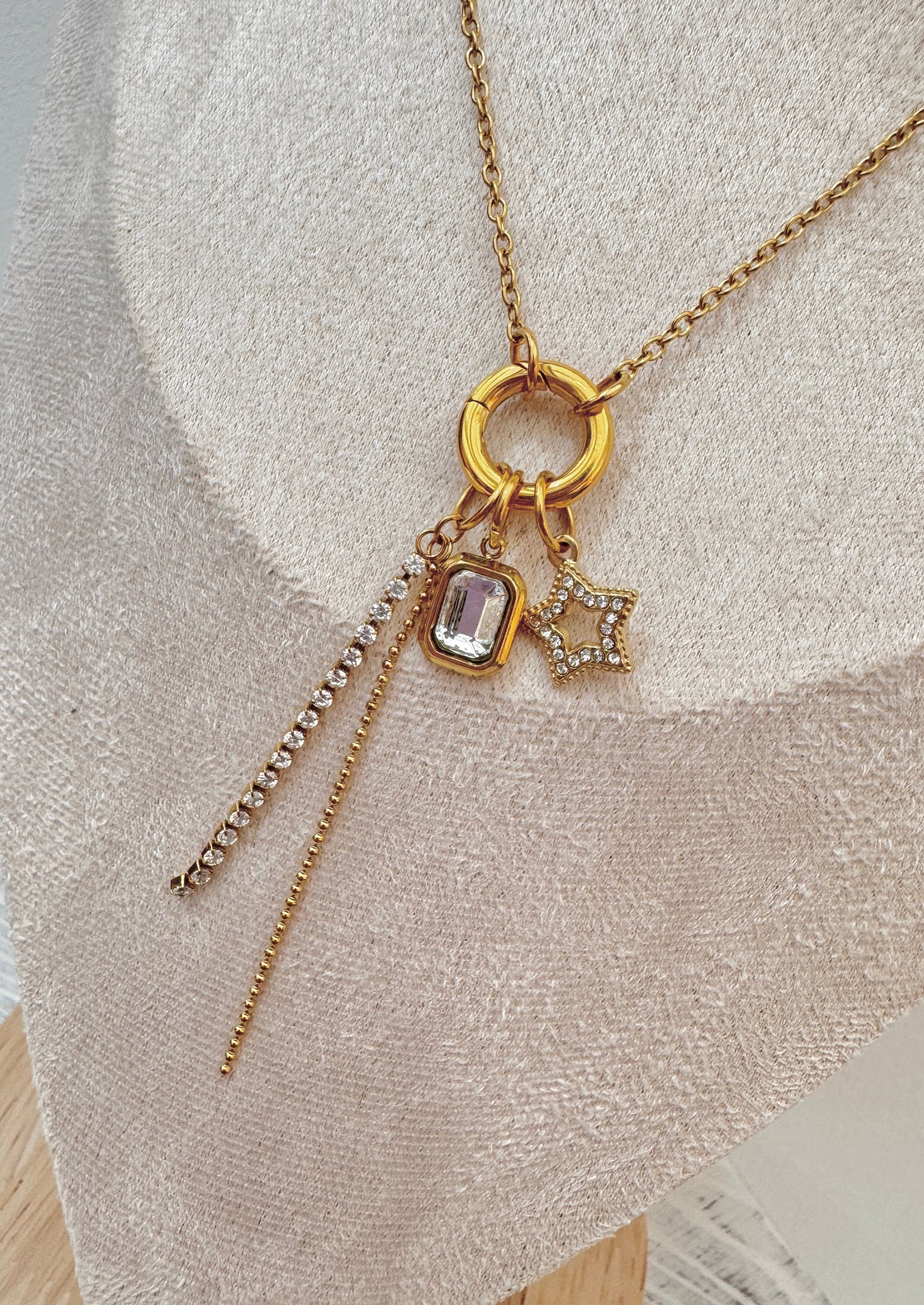 The Twilight Glimmer Necklace