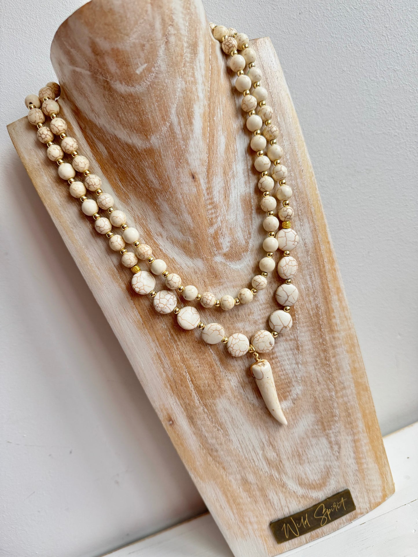 Cream 'Cove' Necklace