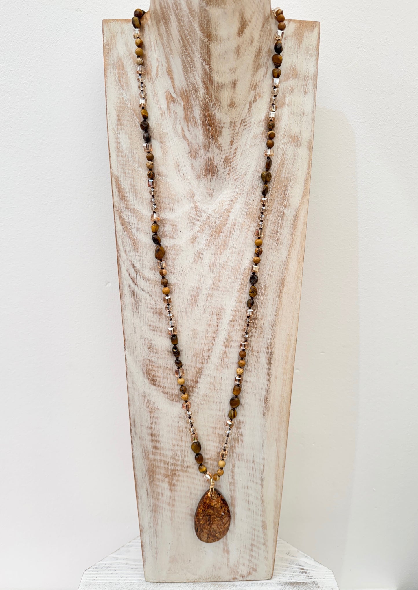 The Desert Dunes Necklace