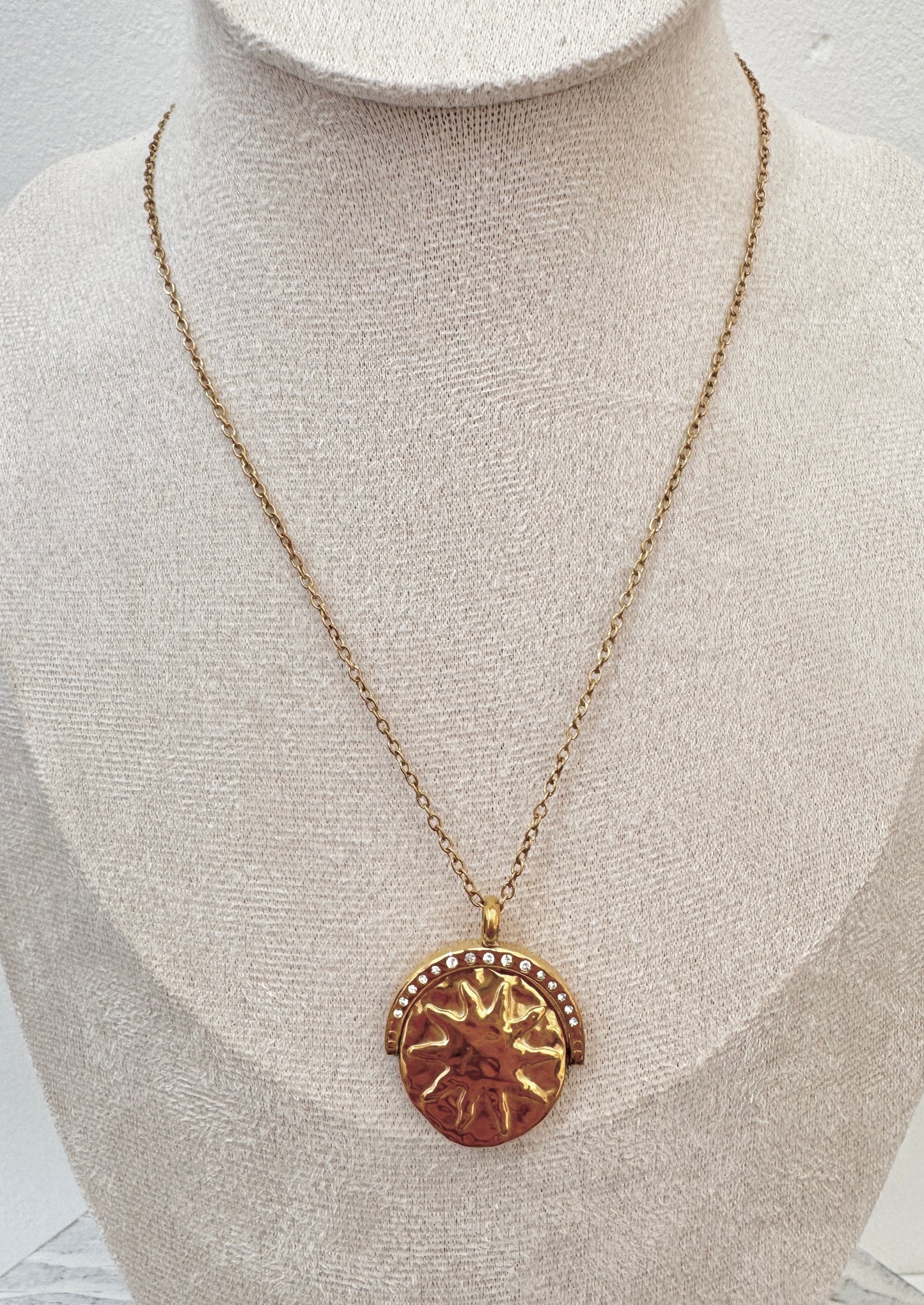 The Eclipse Necklace