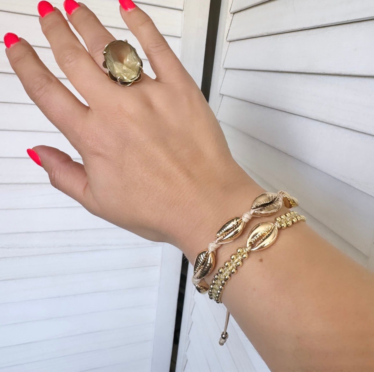 Raya Shell Bracelet - Sand