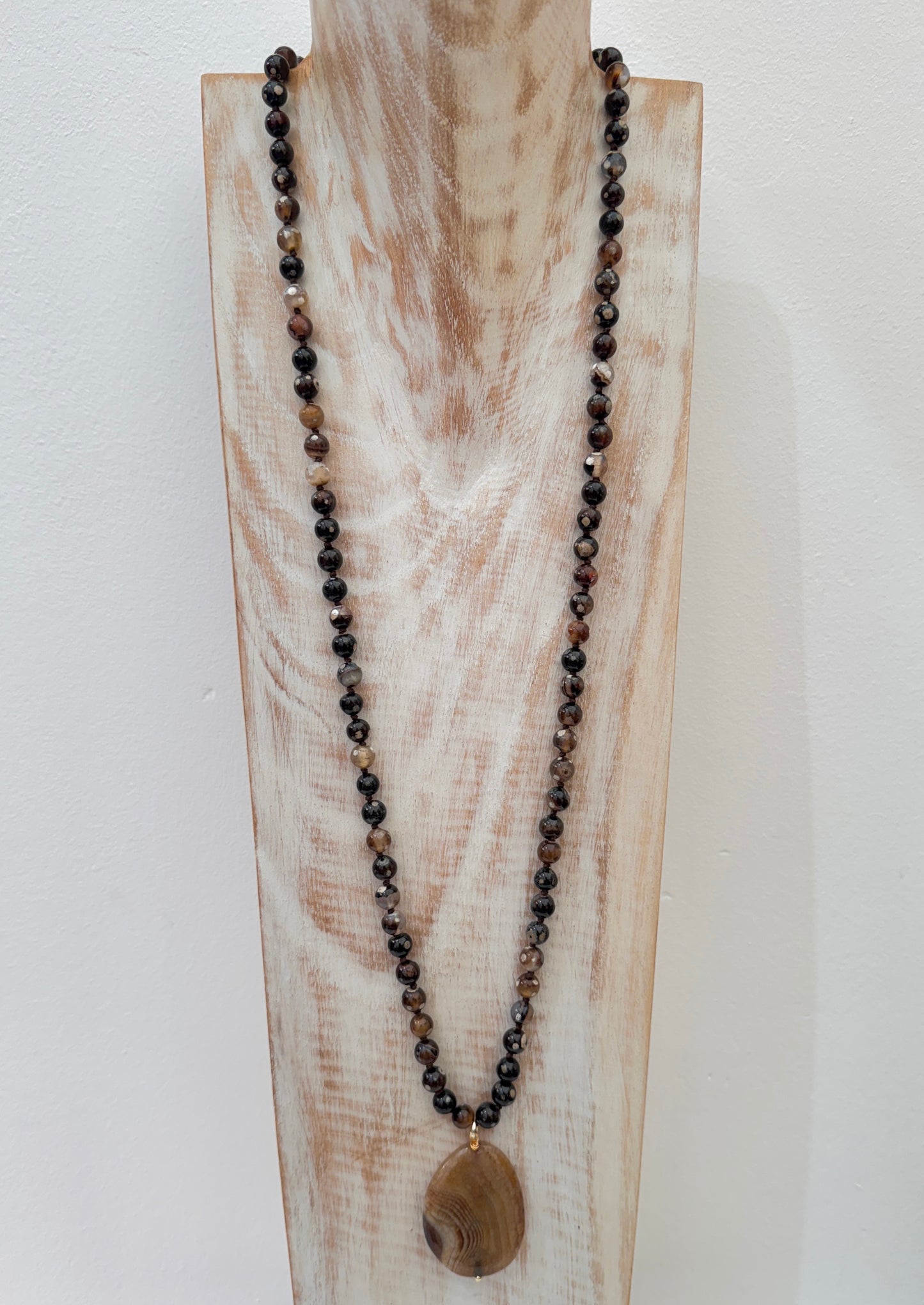 The Serene Necklace