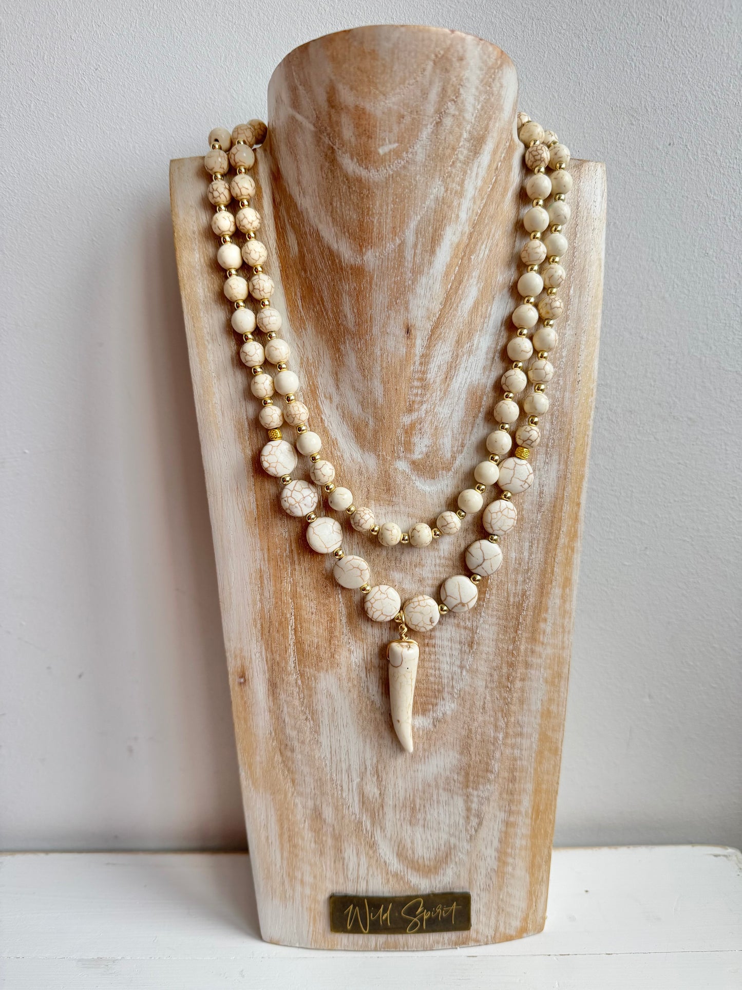 Cream 'Cove' Necklace
