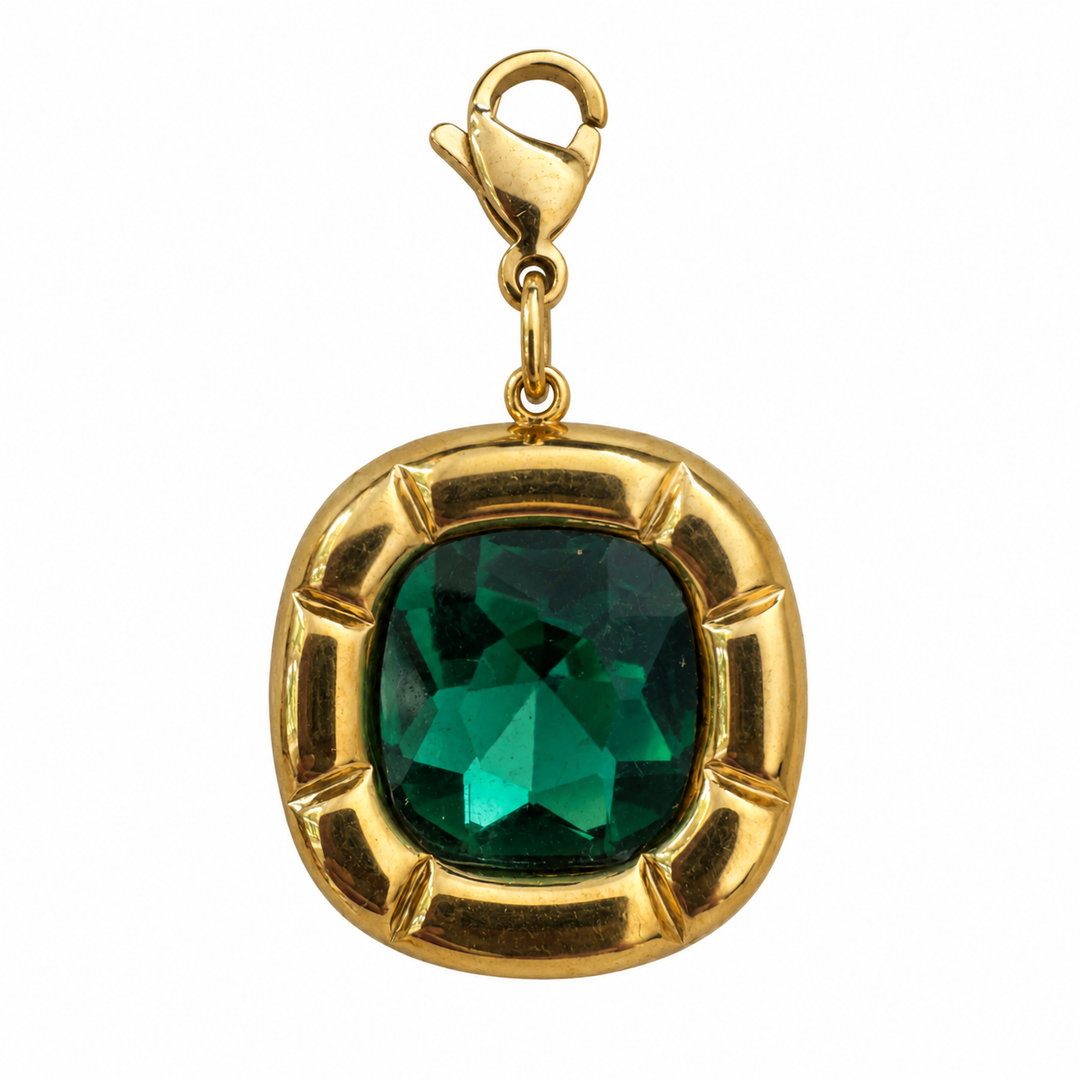 a close up of a green gem