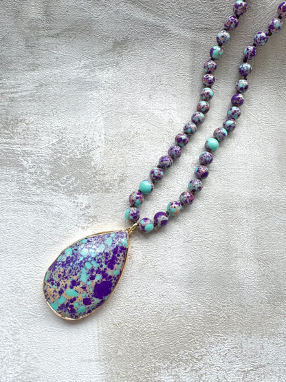 The Viola Necklace