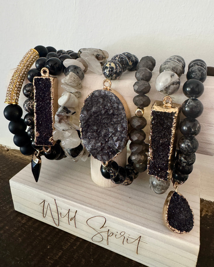 Black Set of 8 Bracelets