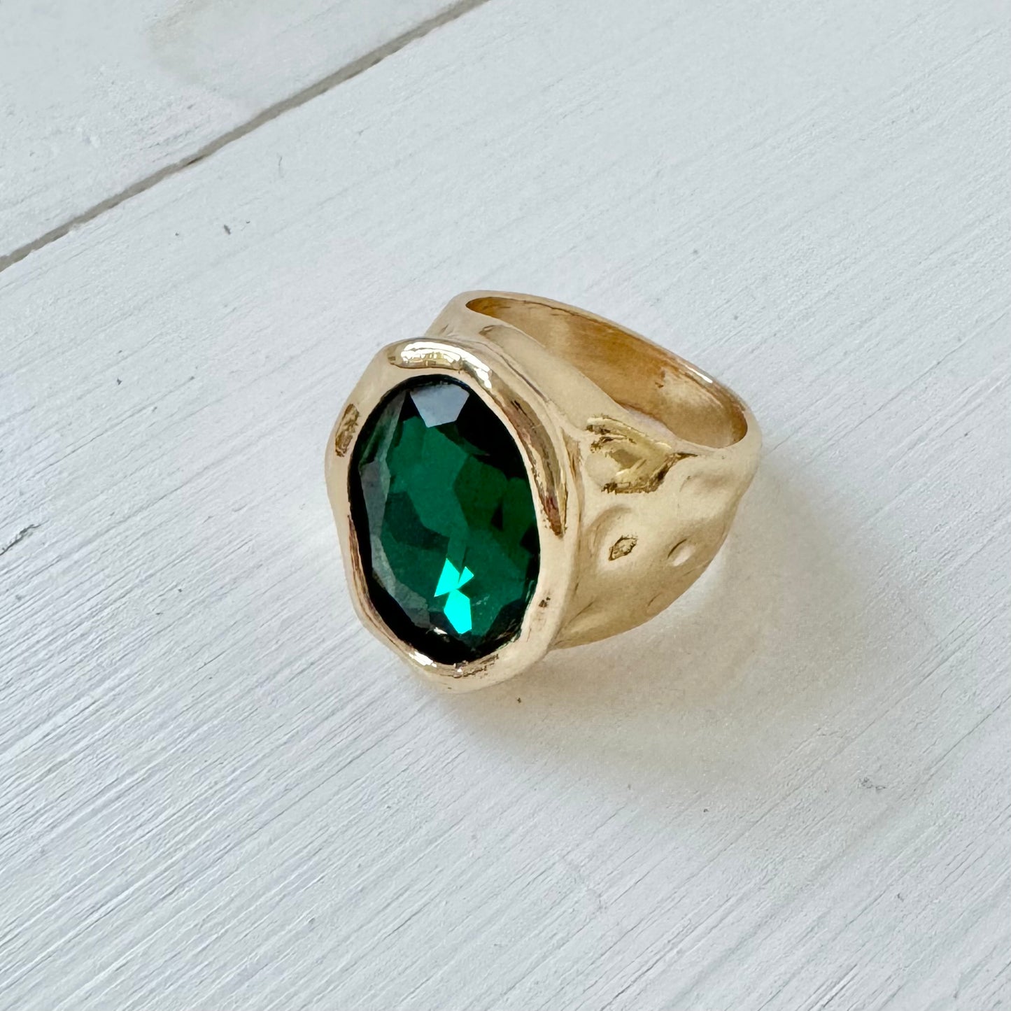 Betsy Cocktail Ring - Green