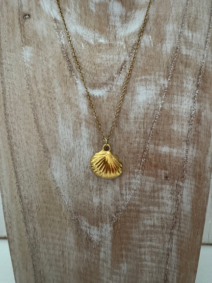 Gold Shell Necklace