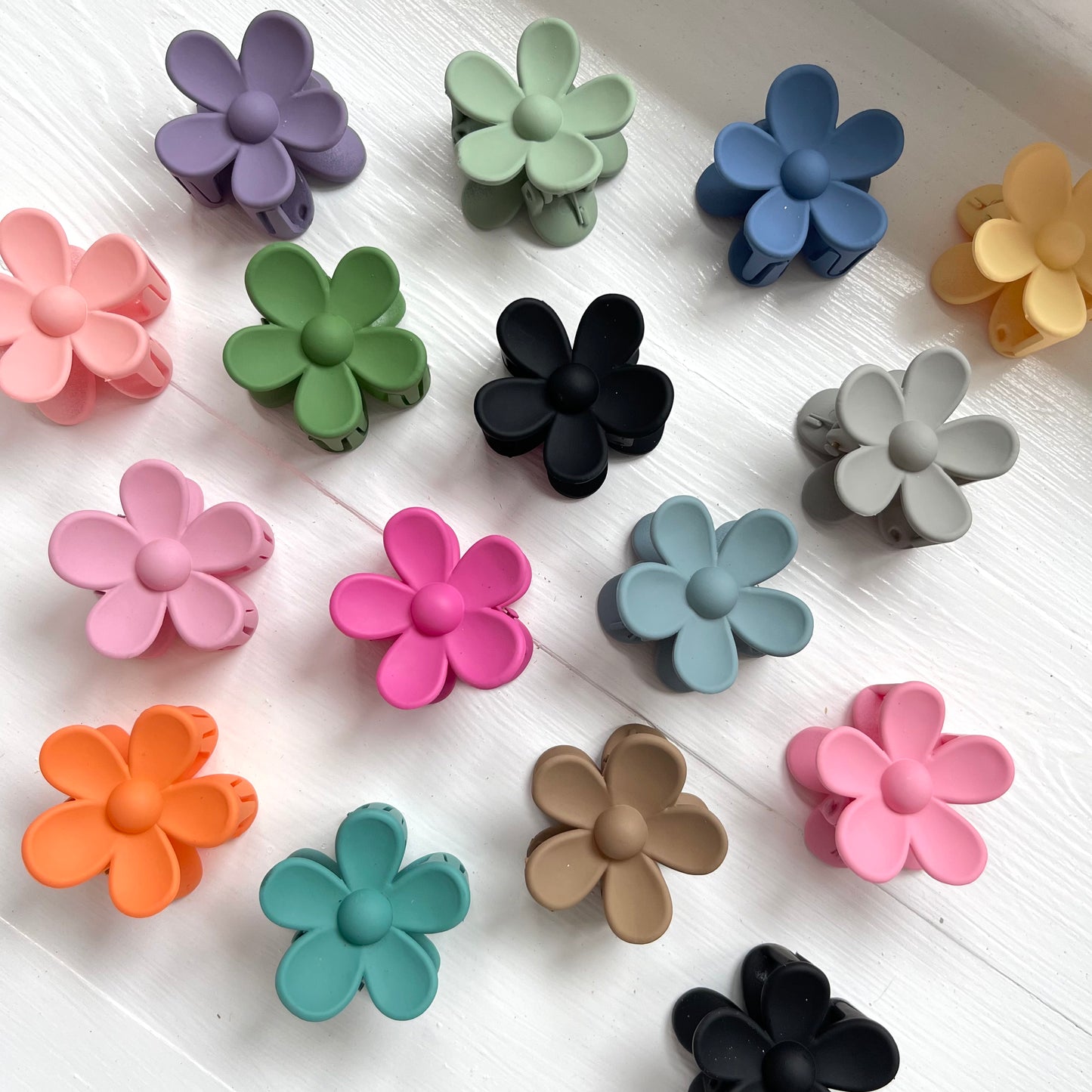 Mini Daisy Hair Claws (Mixed Pack 20)