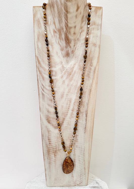 The Desert Dunes Necklace