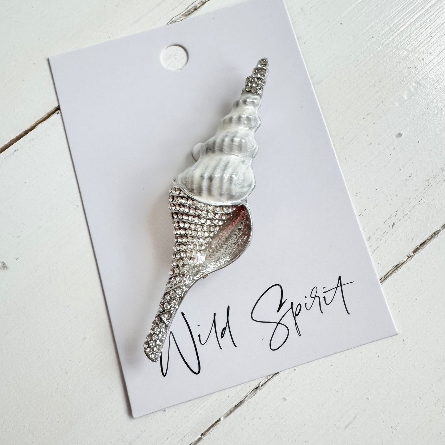 White Sparkle Conch Shell Brooch