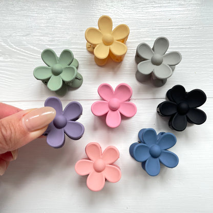 Mini Daisy Hair Claws (Mixed Pack 20)