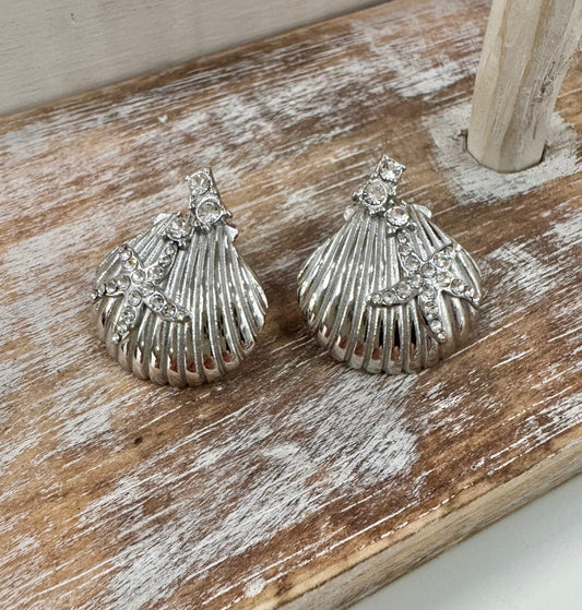 Bling Scallop Shell Earrings - Silver