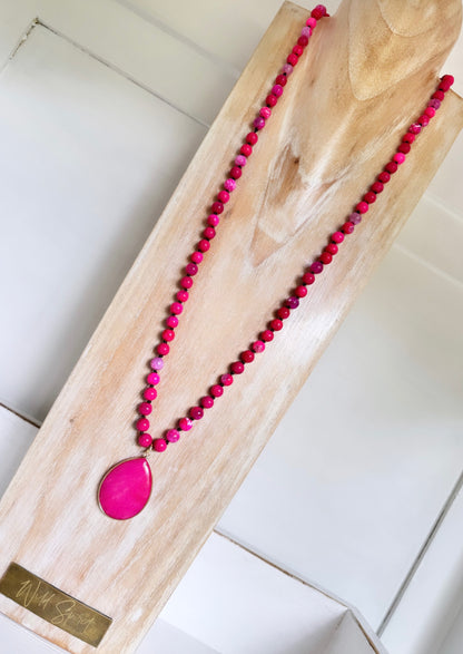 Nala Fuchsia Pink Necklace