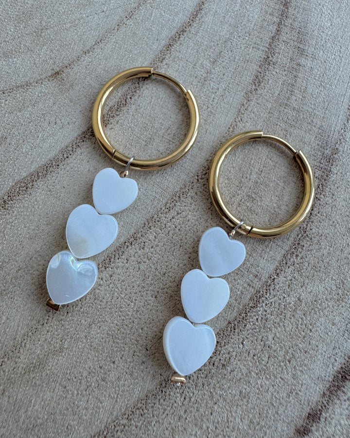 White Amora Shell Earrings