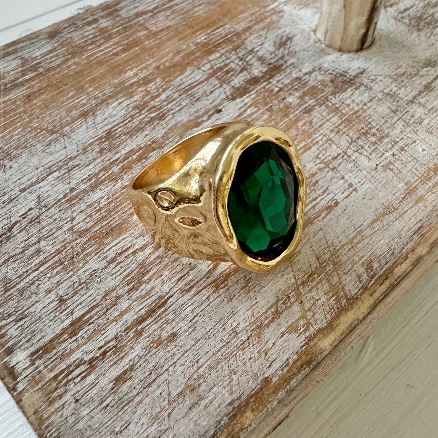 Betsy Cocktail Ring - Green