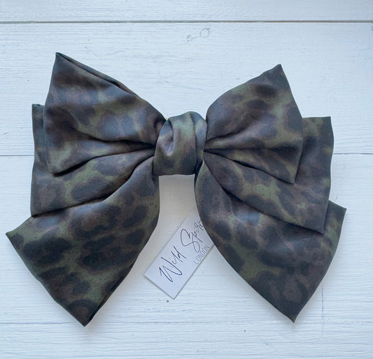 Green Leopard Hair Bow Slide