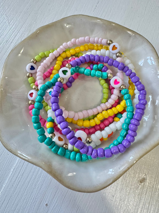 Set of 8 Kids Heart Bead Bracelets